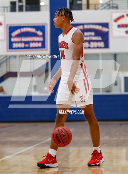 Thumbnail 2 in Manatee vs Sarasota Boys Basketball Allstar Game photogallery.