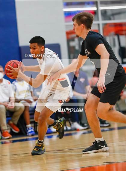 Thumbnail 3 in Manatee vs Sarasota Boys Basketball Allstar Game photogallery.
