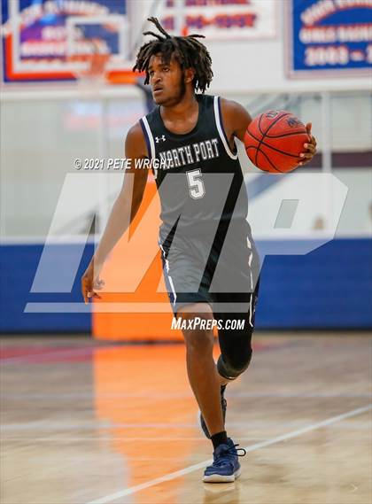 Thumbnail 1 in Manatee vs Sarasota Boys Basketball Allstar Game photogallery.