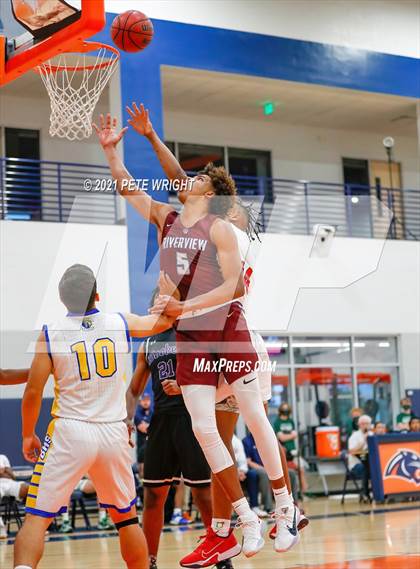 Thumbnail 1 in Manatee vs Sarasota Boys Basketball Allstar Game photogallery.