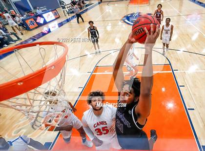 Thumbnail 1 in Manatee vs Sarasota Boys Basketball Allstar Game photogallery.