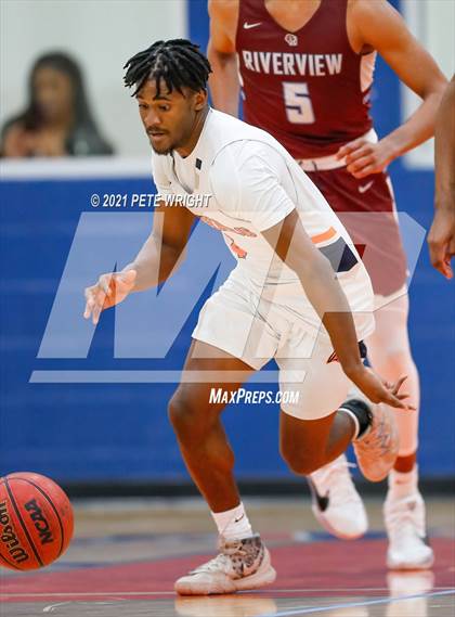 Thumbnail 2 in Manatee vs Sarasota Boys Basketball Allstar Game photogallery.