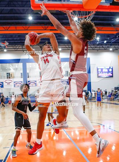 Thumbnail 3 in Manatee vs Sarasota Boys Basketball Allstar Game photogallery.