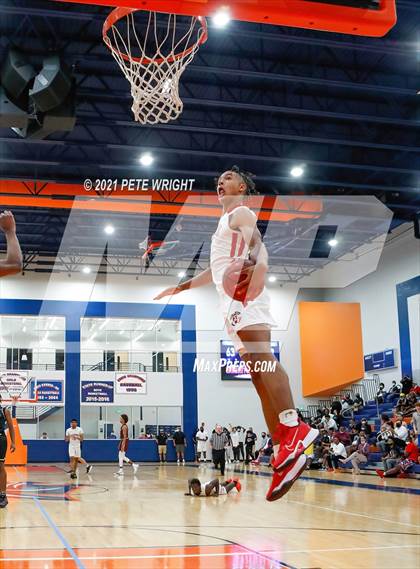 Thumbnail 2 in Manatee vs Sarasota Boys Basketball Allstar Game photogallery.