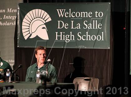 Thumbnail 3 in De La Salle's Bob Ladouceur press conference photogallery.
