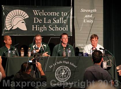 Thumbnail 1 in De La Salle's Bob Ladouceur press conference photogallery.