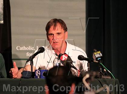 Thumbnail 2 in De La Salle's Bob Ladouceur press conference photogallery.