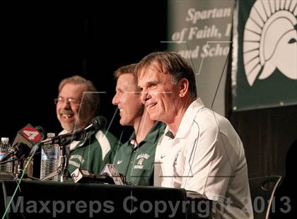 Thumbnail 1 in De La Salle's Bob Ladouceur press conference photogallery.