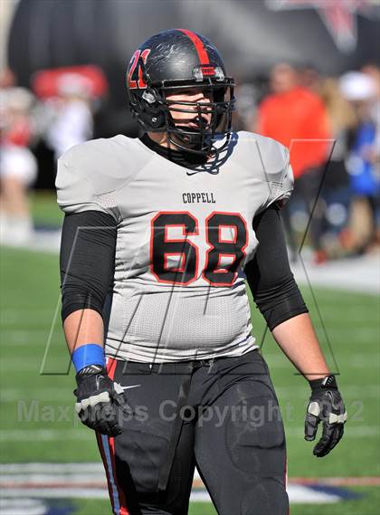 Thumbnail 1 in Coppell vs. DeSoto (UIL 5A Division 1 Area Playoff) photogallery.