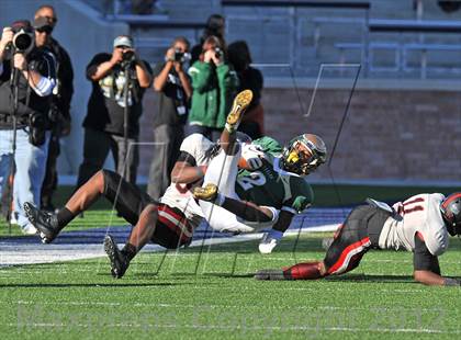 Thumbnail 1 in Coppell vs. DeSoto (UIL 5A Division 1 Area Playoff) photogallery.