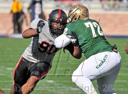 Thumbnail 3 in Coppell vs. DeSoto (UIL 5A Division 1 Area Playoff) photogallery.