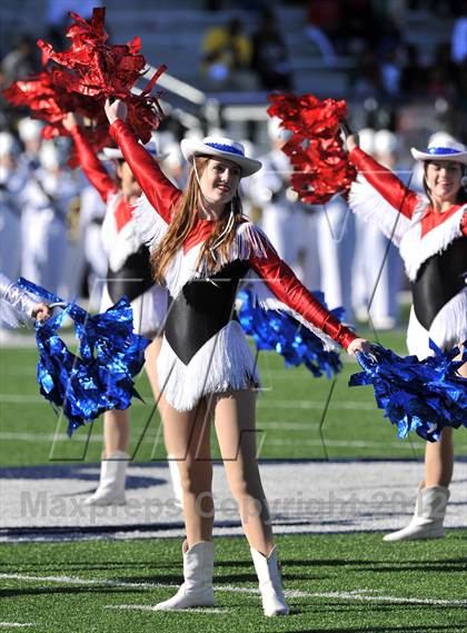 Thumbnail 1 in Coppell vs. DeSoto (UIL 5A Division 1 Area Playoff) photogallery.