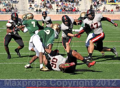 Thumbnail 2 in Coppell vs. DeSoto (UIL 5A Division 1 Area Playoff) photogallery.