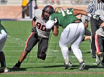 Thumbnail 2 in Coppell vs. DeSoto (UIL 5A Division 1 Area Playoff) photogallery.