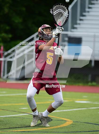 Thumbnail 1 in St. Joseph vs. East Catholic (CIAC Class S Final) photogallery.