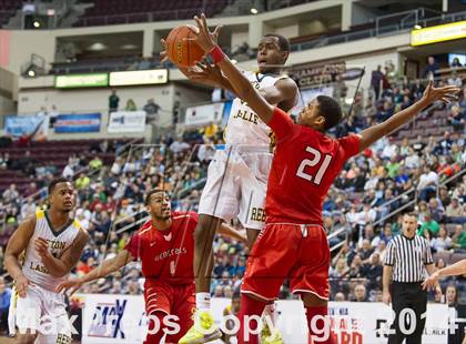 Thumbnail 2 in Seton LaSalle vs. Constitution (PIAA Class AA Final) photogallery.