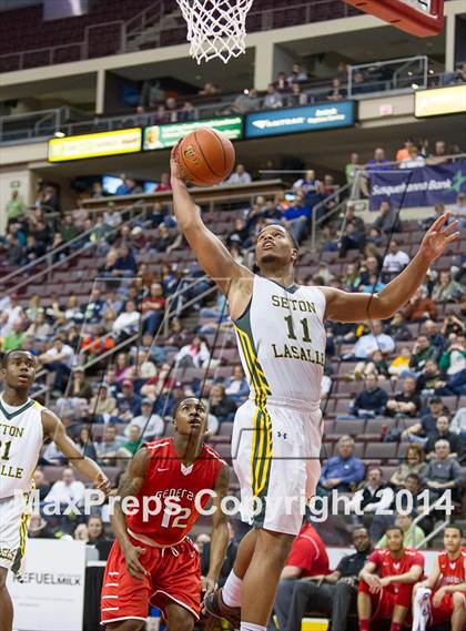 Thumbnail 3 in Seton LaSalle vs. Constitution (PIAA Class AA Final) photogallery.