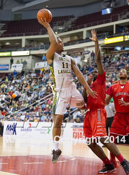 Thumbnail 3 in Seton LaSalle vs. Constitution (PIAA Class AA Final) photogallery.
