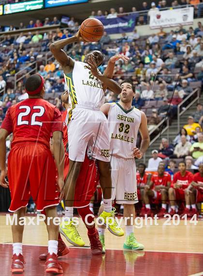 Thumbnail 1 in Seton LaSalle vs. Constitution (PIAA Class AA Final) photogallery.