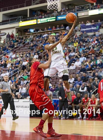 Thumbnail 3 in Seton LaSalle vs. Constitution (PIAA Class AA Final) photogallery.