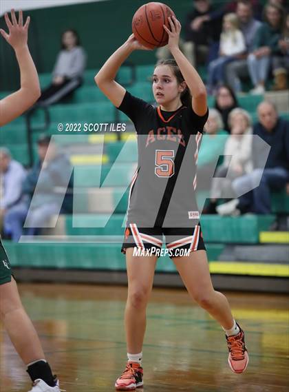 Thumbnail 2 in Amanda-Clearcreek @ Fisher Catholic photogallery.