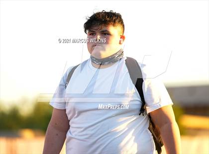 Thumbnail 3 in Saguaro @ Notre Dame Prep photogallery.