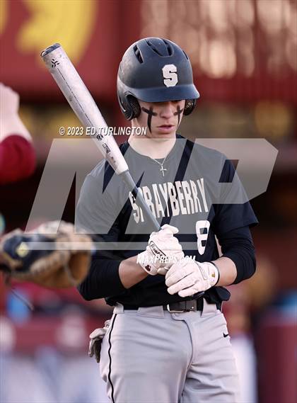 Thumbnail 3 in Sprayberry @ Lassiter photogallery.