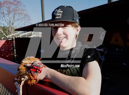 Thumbnail 3 in Sprayberry @ Lassiter photogallery.