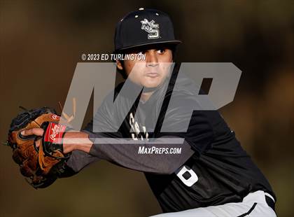 Thumbnail 3 in Sprayberry @ Lassiter photogallery.