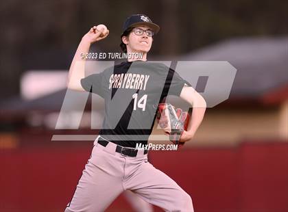 Thumbnail 3 in Sprayberry @ Lassiter photogallery.