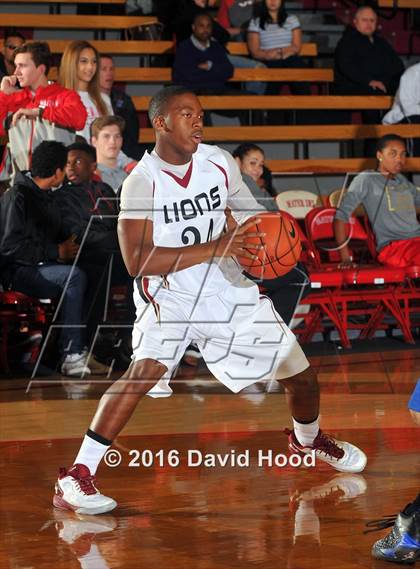 Thumbnail 3 in Windward vs. JSerra Catholic (Nike Extravaganza) photogallery.