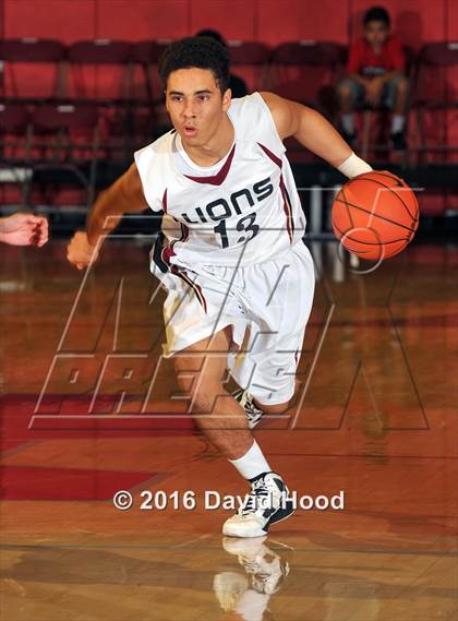 Thumbnail 2 in Windward vs. JSerra Catholic (Nike Extravaganza) photogallery.