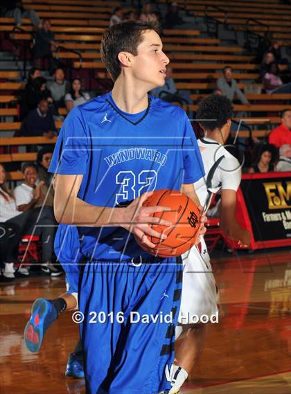 Thumbnail 1 in Windward vs. JSerra Catholic (Nike Extravaganza) photogallery.