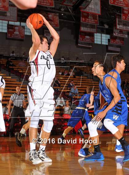 Thumbnail 1 in Windward vs. JSerra Catholic (Nike Extravaganza) photogallery.