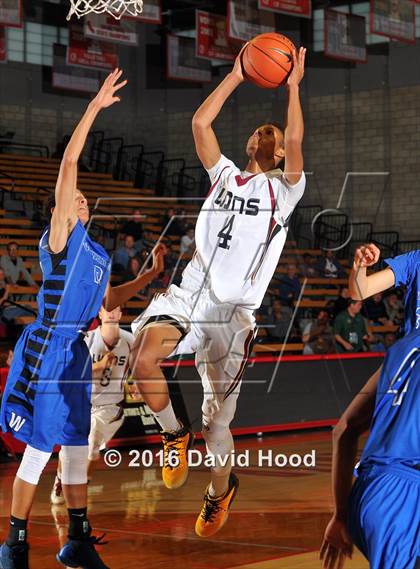 Thumbnail 3 in Windward vs. JSerra Catholic (Nike Extravaganza) photogallery.