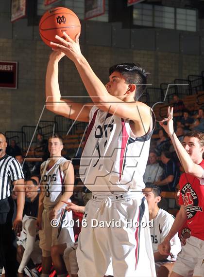 Thumbnail 2 in Windward vs. JSerra Catholic (Nike Extravaganza) photogallery.
