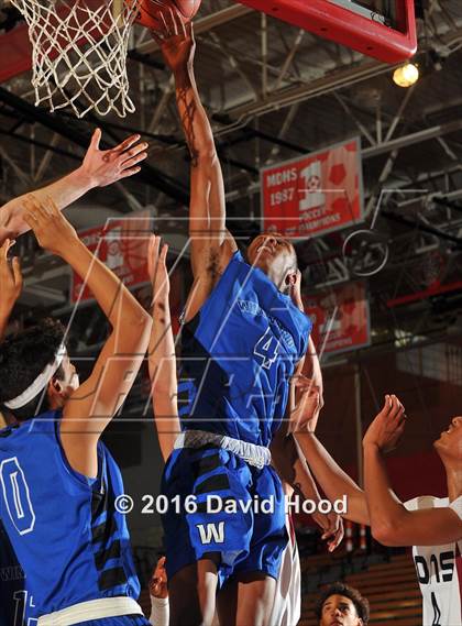 Thumbnail 3 in Windward vs. JSerra Catholic (Nike Extravaganza) photogallery.