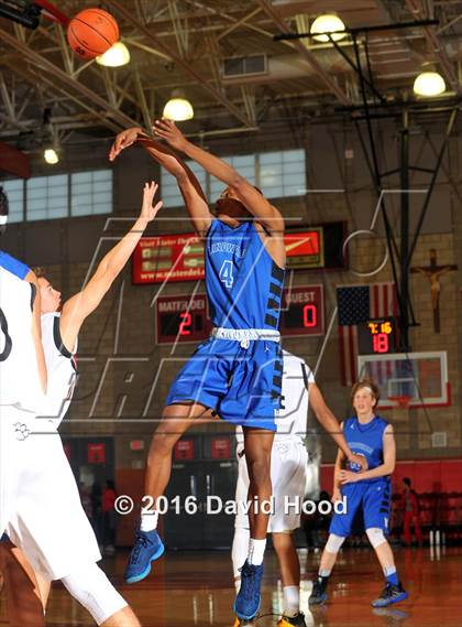 Thumbnail 1 in Windward vs. JSerra Catholic (Nike Extravaganza) photogallery.