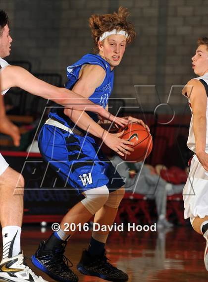 Thumbnail 2 in Windward vs. JSerra Catholic (Nike Extravaganza) photogallery.