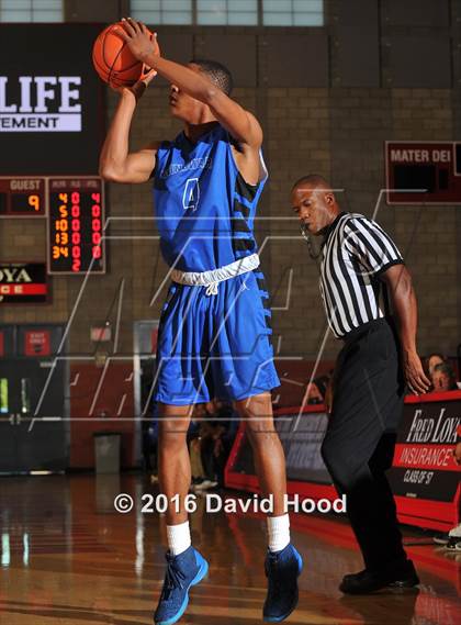 Thumbnail 1 in Windward vs. JSerra Catholic (Nike Extravaganza) photogallery.