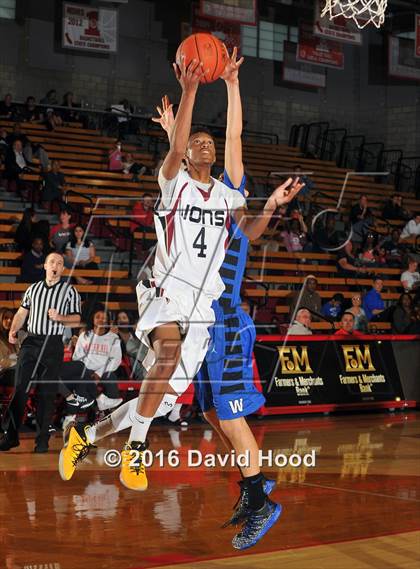 Thumbnail 1 in Windward vs. JSerra Catholic (Nike Extravaganza) photogallery.