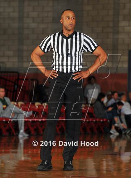 Thumbnail 2 in Windward vs. JSerra Catholic (Nike Extravaganza) photogallery.