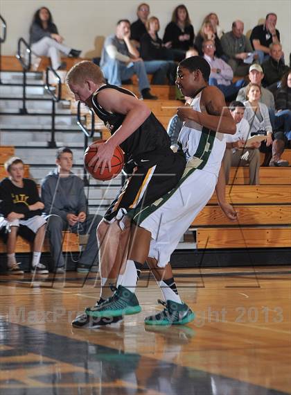 Thumbnail 3 in Aurora Central vs. Arapahoe (Rock Canyon Winter Classic) photogallery.