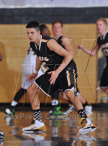 Thumbnail 3 in Aurora Central vs. Arapahoe (Rock Canyon Winter Classic) photogallery.