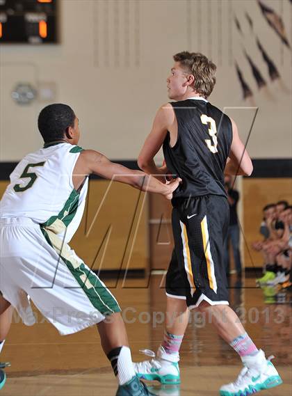 Thumbnail 2 in Aurora Central vs. Arapahoe (Rock Canyon Winter Classic) photogallery.