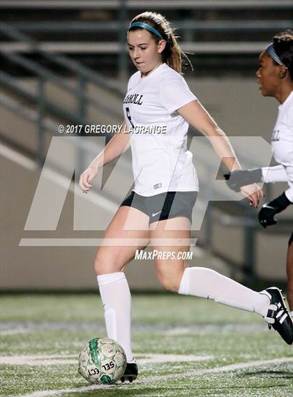 Thumbnail 3 in Lewisville vs Carroll photogallery.