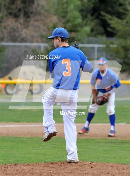 Thumbnail 2 in Kimball vs. Tracy photogallery.