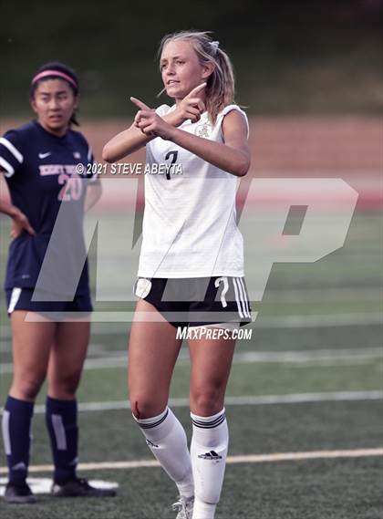Thumbnail 2 in Kent Denver vs Jefferson Academy (CHSAA 3A Semifinal) photogallery.