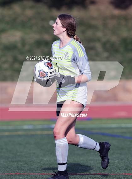 Thumbnail 3 in Kent Denver vs Jefferson Academy (CHSAA 3A Semifinal) photogallery.