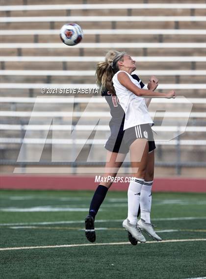 Thumbnail 3 in Kent Denver vs Jefferson Academy (CHSAA 3A Semifinal) photogallery.